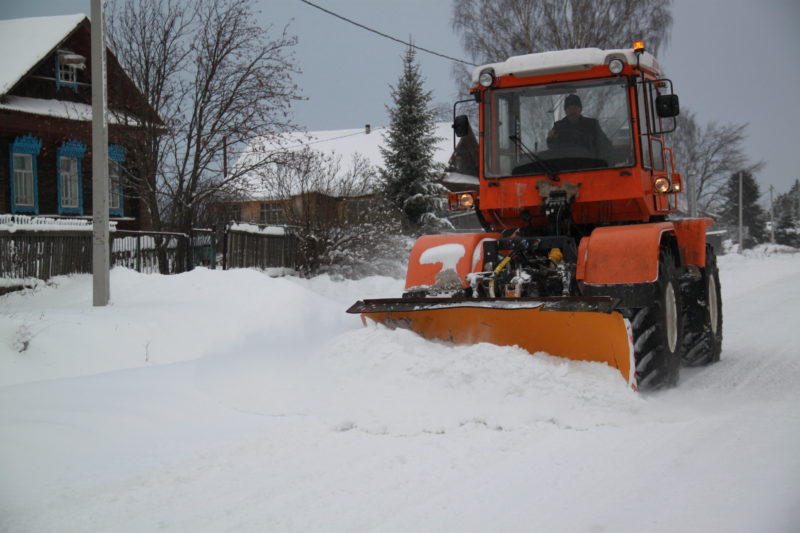 Вести округа: Уборка снега на селе