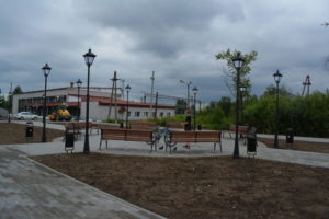 Инфраструктура для жизни. А вечером ещё уютнее